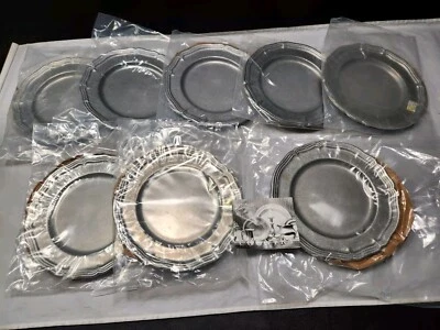 Wilton Armetale Lote de 8 Platos de Almuerzo de Metal 9" De Colección EE. UU. NUEVO Foto 1 de 4