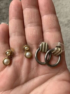 1 Pair napier earrings 1 Unbranded pierced Lot Of 2 gold Tone Pearl Dangle - Picture 1 of 4
