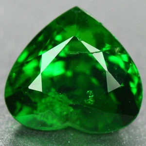 1.25_cts Mind Blowing Heart 100% Natural Vivid Green Tsavorite Garnet_Kenya - Bild 1 von 4