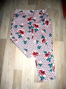 RIVER ISLAND Multi-colour Geometric & Floral Chino Capri trousers SZ18 worn once - Picture 1 of 5