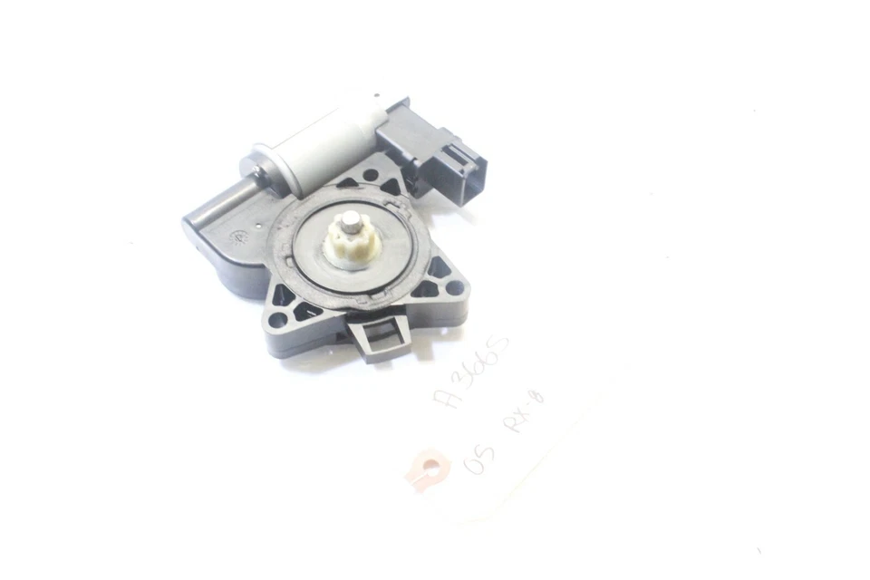 Mazda RX-8 LH 2005 ventana lateral del conductor montaje del motor A3665 Foto 1 de 4