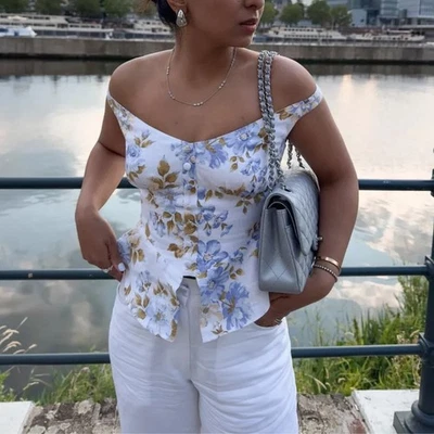 Reformation | Top Floral Lilly 100% Lino Fuera del Hombro Peplum Blanco Azul 10 Foto 1 de 4