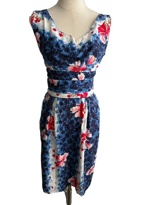 Vestido hawaiano de los años 50 con bolsillos laterales y cinturón incorporado - XS/S Foto 1 de 4
