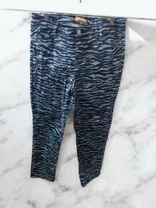 Ellen Tracy Animal Print Black Pants Size 8. - Picture 1 of 3