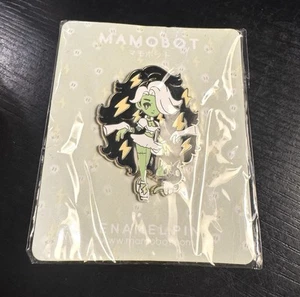 Mamobot Emaille Pin grüne Haut Mädchen mit Katze Blitz Hände - Bild 1 von 5