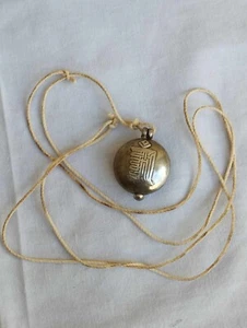 Antike Kleine Box Östlich IN Silber Abwesend Locheisen Besonder Öffnung - Bild 1 von 6