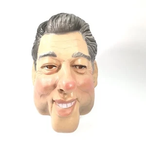 90's BILL CLINTON President Politician 1992 Cesar Vinyl Halloween Mask VTG - Picture 1 of 6