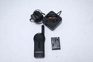 Motorola DLR1060 DLR Series Radio digitale bidirezionale 6 canali -LEGGI- - Foto 1 di 6
