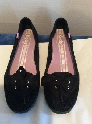 Zapato plano de moda crochet taza de té negro KEDS talla 9 Foto 1 de 4