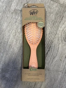 Wet Brush Go Green Coconut Oil Infused Hairbrush - Coral NIB FREE SHIPPING - Picture 1 of 2