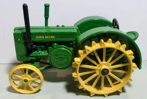 John Deere "Special Edition" Model D Tractor 1/16 Scale (1990) - Picture 1 of 8