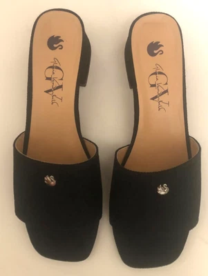 Gloria Vanderbilt "Gracie" Slip-on Black Sandals (New with box) - Image 1 of 4