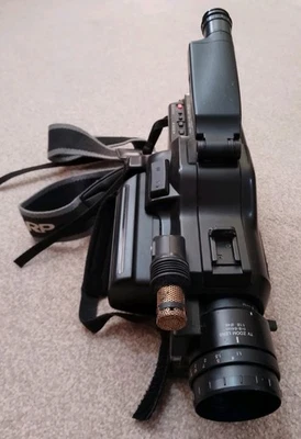 Sharp Camcorder Model VL-C690H for Spares and Repairs Untested - Image 1 of 4