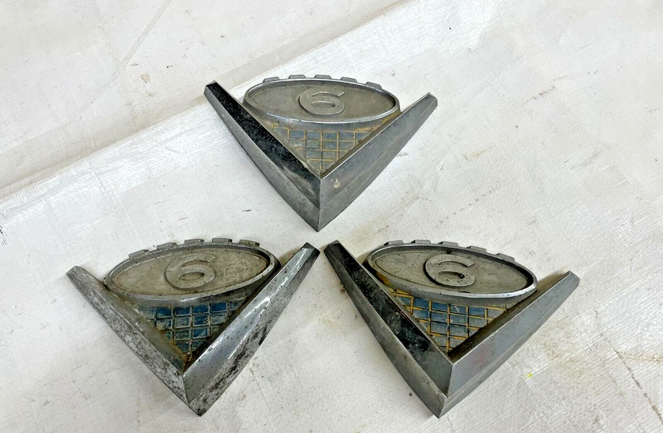 1960 - 1966 年吉姆西皮卡挡泥板徽章卡车装饰徽章装饰成型 — 第 1/4 张图片