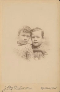 Tarjeta de gabinete foto antigua niños niña niño hermano Hollister CA Pickett - Imagen 1 de 7