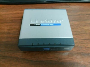 CISCO Linksys SD205 5-Port 10/100 Network Switch - Picture 1 of 5