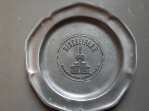 Rare Vintage 1985 Hershey Park Chocolate Town USA Mini Pewter Plate - Bild 1 von 3