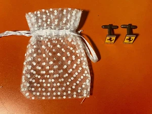 RARE NEW VINTAGE FERRARI CUFFLINKS : stunning - good deal - 1970's !!! - Picture 1 of 7
