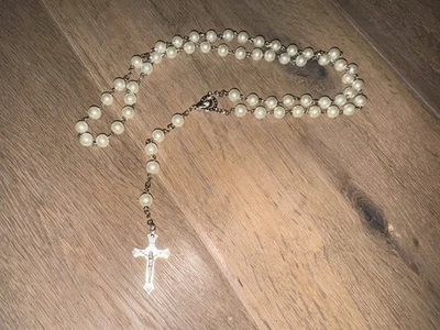 Neu - ungetragen - Rosenkranz Kette Perlen Kunstperlen  - Bild 1 von 4