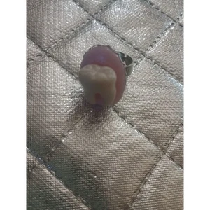 Weird Quirky Tooth Ring Pink Silver - Picture 1 of 2