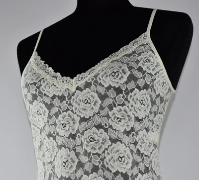 Wacoal 尺寸 90 S/M 象牙色花卉玫瑰花边透明睡衣懒人连衣裙细肩带 — 第 1/4 张图片