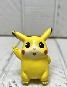 Nintendo CGTSJ TOMY Vintage Pokémon Figurine Pikachu Collectible Toy - Picture 1 of 6