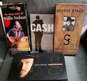 (4) Johnny Cash, George Strait Willie Nelson, Garth Brooks CD Boxed Set Lot - Imagen 1 de 6