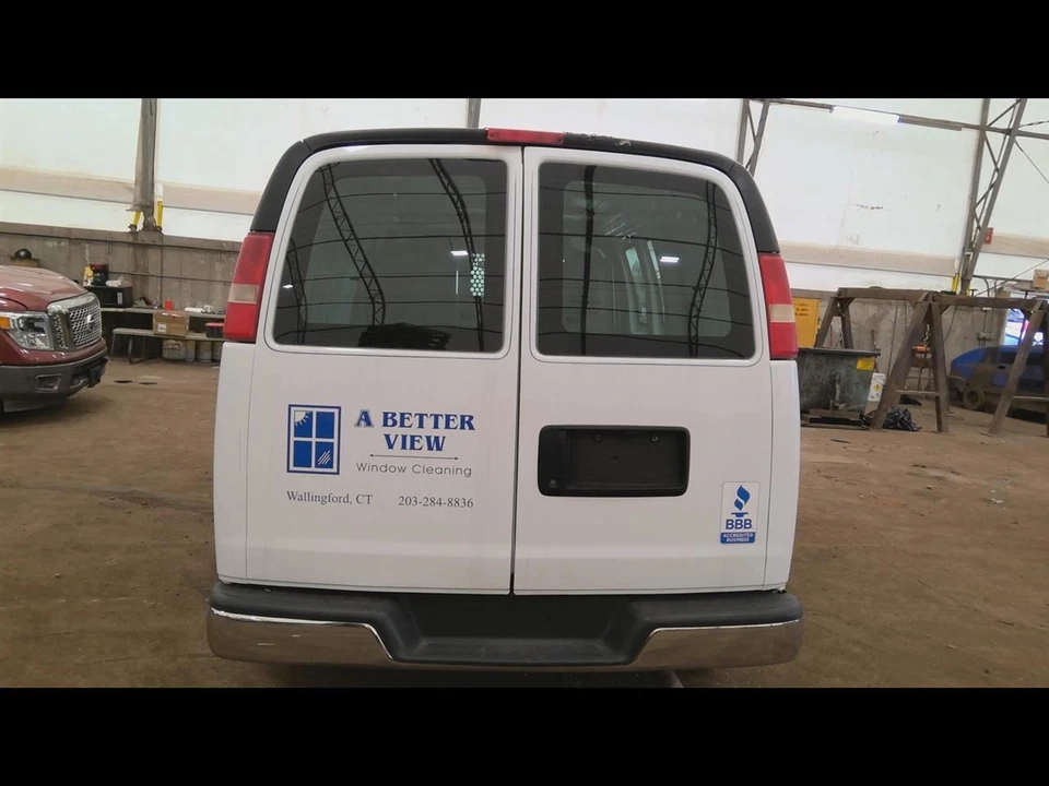 Radiator Fits 04-14 EXPRESS 1500 VAN 6828669 - Image 1 of 4