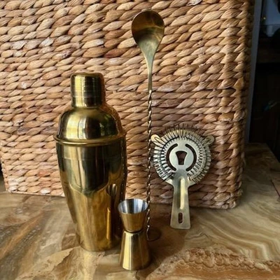 Juego de artículos de barra de oro, juego de 4 piezas, tono dorado. Foto 1 de 4