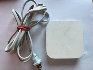 Apple Airport Express 2nd Generation 802.11n Router A1392 - Picture 1 of 5