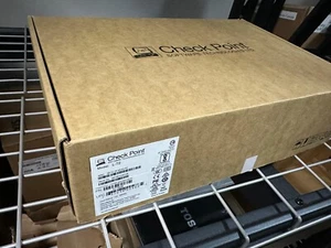 Firewall y dispositivo de seguridad Check Point L-72 CPAP-SG1490-NGTP - Imagen 1 de 3