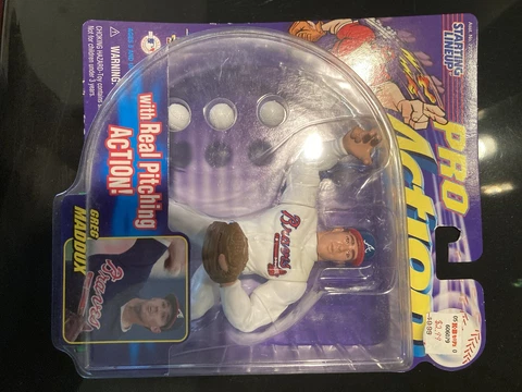 Greg Maddux Atlanta Braves 1998 Action Figure Pro Action 1998 Starting Lineup Cover