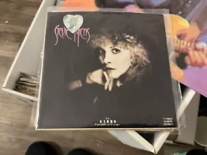 Gem mint Stevie Nicks - Stand Back/ Garbo 7" 45 Vinyl w/ Sleeve 7-99863 - Picture 1 of 2