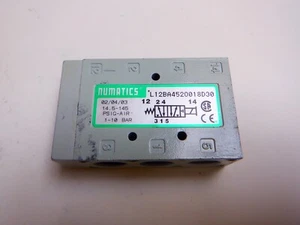 Numatics L12BA452O018D30 Solenoid Valve - Picture 1 of 2