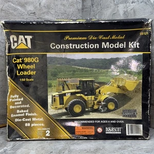 Norscot CATERPILLAR 1/50 Cat 980G Wheel Loader Die Cast Construction Model Kit - Picture 1 of 10