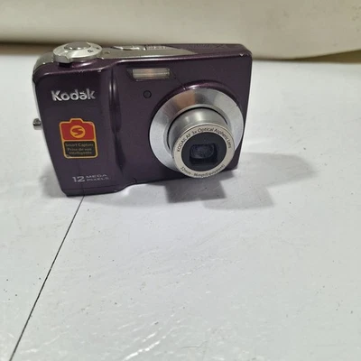 Cámara digital compacta Kodak EasyShare C182 púrpura 12,0 MP Foto 1 de 4