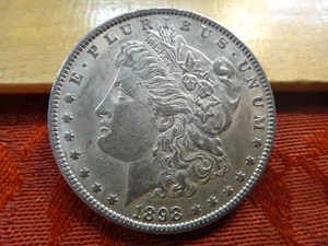 1898 United States Morgan Silver Dollar $1 Lot 10-2 - No Reserve - Picture 1 of 3