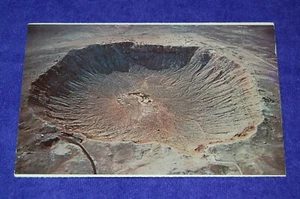 Vintage Chrome Postcard The 4,000 Foot Wide Meteor Crater near Winslow, Arizona - Picture 1 of 2