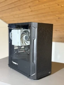 PC ohne CPU, Grafikkarte und SSD - Bild 1 von 11