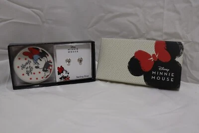 Disney Minnie Mouse Crystal Stud in Sterling Silver With Bonus Trinket Dish - Image 1 of 4