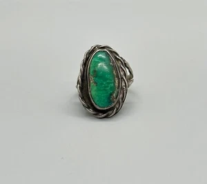 Old Pawn Navajo Sterling Silver and Turquoise Ring Size 4 1/4 - Picture 1 of 4