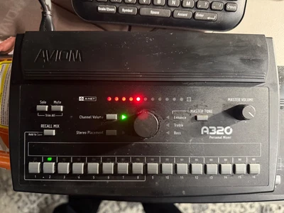 Mezclador personal Aviom A320 - negro Foto 1 de 4