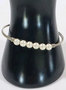 Luca & Danni Handmade Bracelet Classic White Pearl Bangle Born In USA - Picture 1 of 6