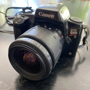 Fotocamera Canon EOS Rebel S2 II con obiettivo zoom Tamron 28-80 mm con cinturino e manuale - Foto 1 di 11