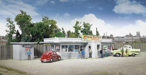 Walthers Cornerstone scala 1/87 HO MISS BETTIE'S DINER kit carrozze da pranzo 933-2909 - Foto 1 di 2