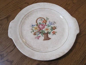 VTG CROSS-STITCH BASKET P. P., GOLD INNER RING, SERVING PLATTER,SALEM CHINA CO. - Picture 1 of 12