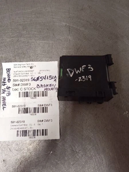 Driver Park Assist desde 2010 Nitro 56054151AA 8355788 Foto 1 de 4