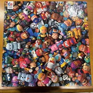 Ceaco Disney Vinylmation 750-teiliges Puzzle vollständig  - Bild 1 von 8