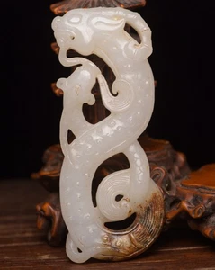 Exquisita estatua de dragón tallada a mano de jade hetiano natural certificada 102411 - Imagen 1 de 9