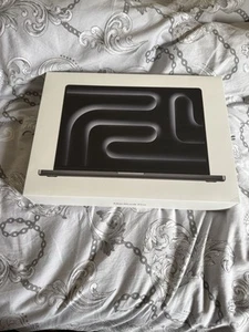 *** PRISTINE CONDITION *** Apple MacBook Pro 16-inch M4 Max Space Black - Picture 1 of 14
